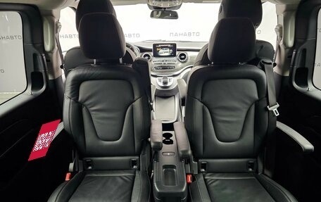Mercedes-Benz V-Класс, 2019 год, 3 549 000 рублей, 18 фотография