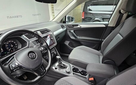 Volkswagen Tiguan II, 2018 год, 2 165 000 рублей, 12 фотография