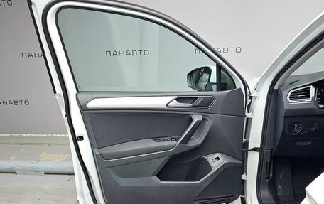 Volkswagen Tiguan II, 2018 год, 2 165 000 рублей, 10 фотография