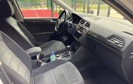 Volkswagen Tiguan II, 2019 год, 2 550 000 рублей, 6 фотография