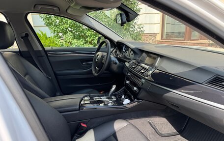 BMW 5 серия, 2017 год, 2 700 000 рублей, 7 фотография