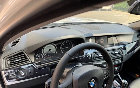BMW 5 серия, 2017 год, 2 700 000 рублей, 8 фотография