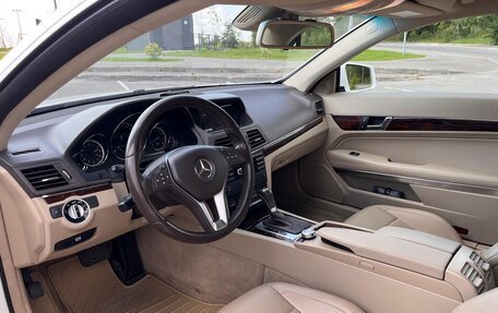 Mercedes-Benz E-Класс, 2013 год, 1 550 000 рублей, 10 фотография