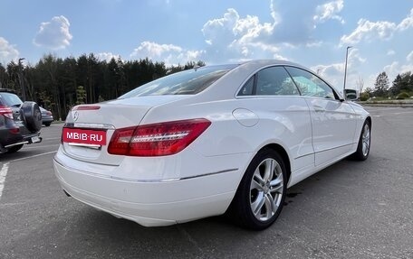 Mercedes-Benz E-Класс, 2013 год, 1 550 000 рублей, 2 фотография