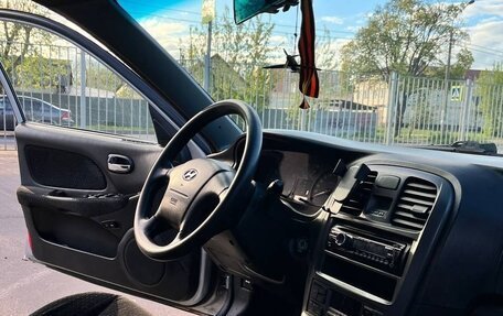 Hyundai Sonata IV рестайлинг, 2005 год, 320 000 рублей, 9 фотография