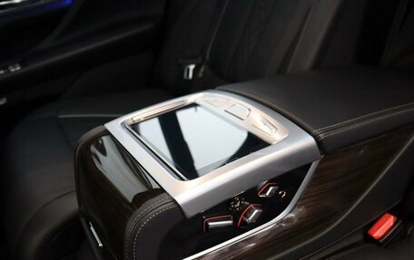 BMW 7 серия, 2016 год, 4 590 000 рублей, 30 фотография