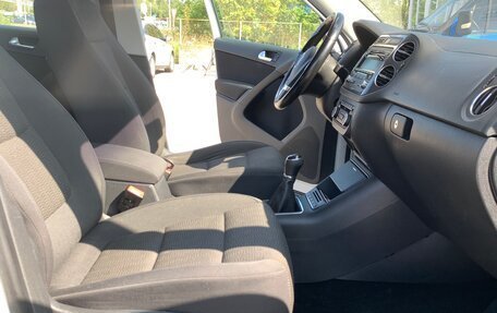 Volkswagen Tiguan I, 2012 год, 850 000 рублей, 16 фотография