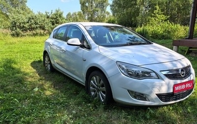 Opel Astra J, 2011 год, 1 000 000 рублей, 1 фотография