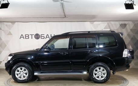 Mitsubishi Pajero IV, 2013 год, 2 399 000 рублей, 4 фотография