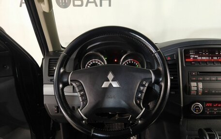 Mitsubishi Pajero IV, 2013 год, 2 399 000 рублей, 12 фотография
