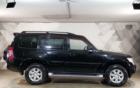 Mitsubishi Pajero IV, 2013 год, 2 399 000 рублей, 6 фотография