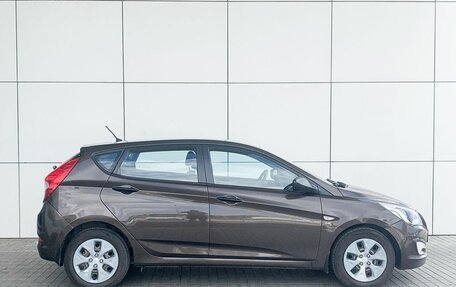 Hyundai Solaris II рестайлинг, 2015 год, 750 000 рублей, 5 фотография
