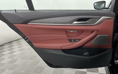 BMW 5 серия, 2023 год, 5 450 000 рублей, 10 фотография