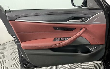 BMW 5 серия, 2023 год, 5 450 000 рублей, 9 фотография