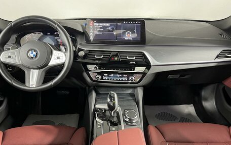 BMW 5 серия, 2023 год, 5 450 000 рублей, 15 фотография