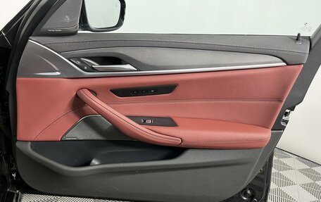 BMW 5 серия, 2023 год, 5 450 000 рублей, 24 фотография