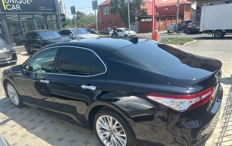 Toyota Camry, 2018 год, 3 050 000 рублей, 5 фотография