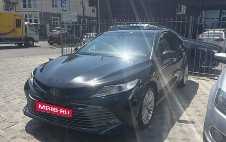 Toyota Camry, 2018 год, 3 050 000 рублей, 3 фотография