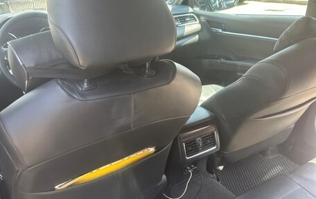 Toyota Camry, 2018 год, 3 050 000 рублей, 12 фотография