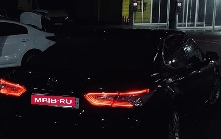 Toyota Camry, 2018 год, 3 050 000 рублей, 13 фотография