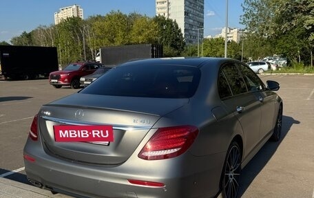 Mercedes-Benz E-Класс AMG, 2018 год, 5 600 000 рублей, 6 фотография