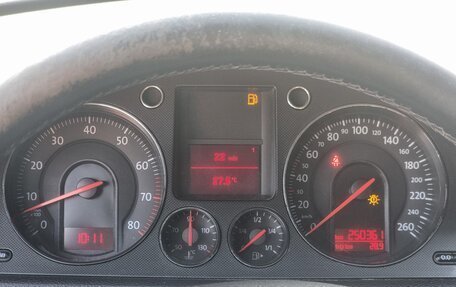 Volkswagen Passat B6, 2006 год, 480 000 рублей, 6 фотография
