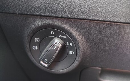 Skoda Karoq I, 2021 год, 2 400 000 рублей, 23 фотография