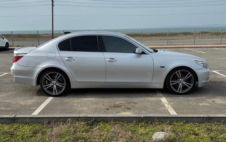 BMW 5 серия, 2004 год, 800 000 рублей, 4 фотография