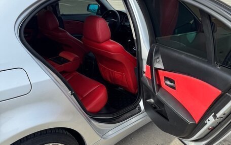 BMW 5 серия, 2004 год, 800 000 рублей, 6 фотография