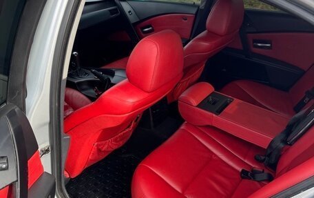 BMW 5 серия, 2004 год, 800 000 рублей, 10 фотография