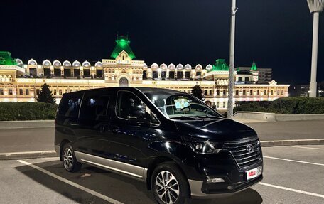 Hyundai Grand Starex Grand Starex I рестайлинг 2, 2019 год, 4 150 000 рублей, 11 фотография