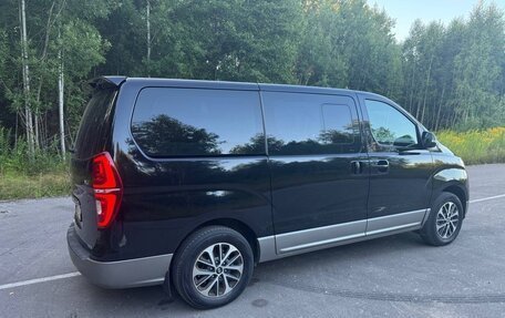 Hyundai Grand Starex Grand Starex I рестайлинг 2, 2019 год, 4 150 000 рублей, 15 фотография