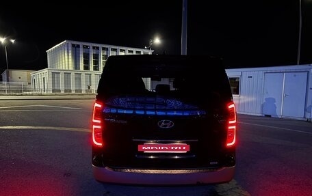 Hyundai Grand Starex Grand Starex I рестайлинг 2, 2019 год, 4 150 000 рублей, 3 фотография