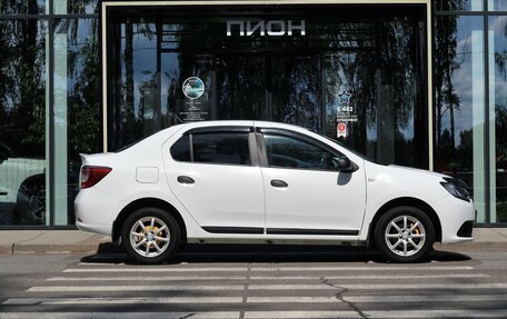 Renault Logan II, 2018 год, 1 020 000 рублей, 4 фотография