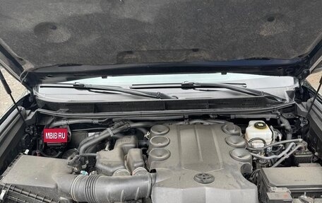 Toyota Land Cruiser Prado 150 рестайлинг 2, 2021 год, 6 200 000 рублей, 14 фотография