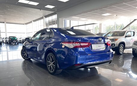 Toyota Camry, 2021 год, 3 195 000 рублей, 6 фотография