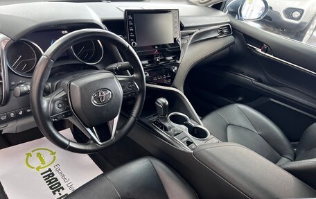 Toyota Camry, 2021 год, 3 195 000 рублей, 9 фотография