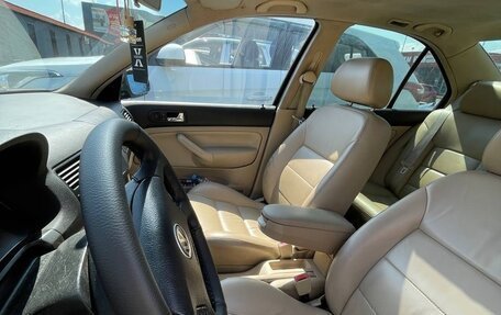 Volkswagen Jetta IV, 2001 год, 420 000 рублей, 2 фотография