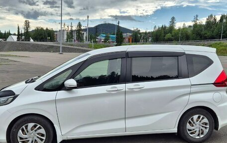 Honda Freed II, 2018 год, 1 520 000 рублей, 3 фотография