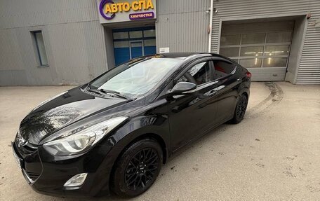 Hyundai Elantra V, 2013 год, 1 050 000 рублей, 2 фотография