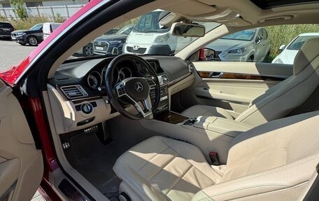 Mercedes-Benz E-Класс, 2015 год, 2 900 000 рублей, 13 фотография