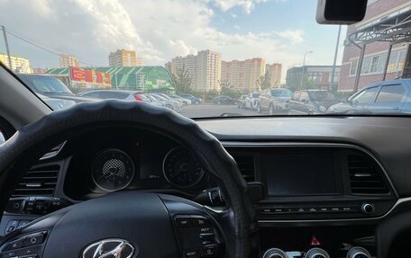 Hyundai Elantra VI рестайлинг, 2019 год, 1 380 000 рублей, 7 фотография
