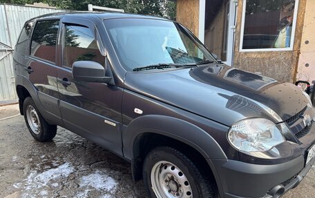 Chevrolet Niva I рестайлинг, 2016 год, 800 000 рублей, 3 фотография