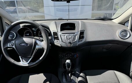 Ford Fiesta, 2015 год, 949 000 рублей, 6 фотография