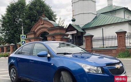 Chevrolet Cruze II, 2011 год, 680 000 рублей, 2 фотография