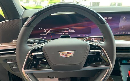 Cadillac Escalade V, 2025 год, 20 050 000 рублей, 17 фотография