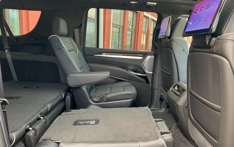 Cadillac Escalade V, 2025 год, 20 050 000 рублей, 19 фотография