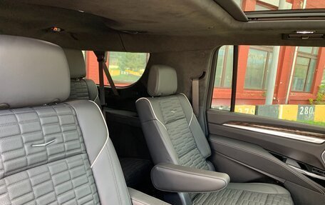Cadillac Escalade V, 2025 год, 20 050 000 рублей, 30 фотография