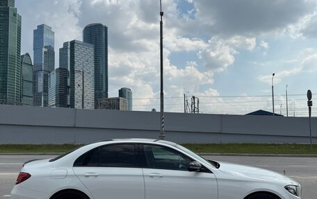 Mercedes-Benz E-Класс, 2016 год, 3 600 000 рублей, 3 фотография