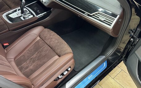 BMW 7 серия, 2019 год, 5 200 000 рублей, 11 фотография